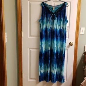 NWT Maxi Dress 2X W/faux Aqua Gemstones